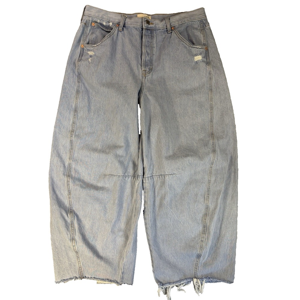 Universal Thread High Rise Curved Barrel Leg Jeans 14 Light Frayed Distressed